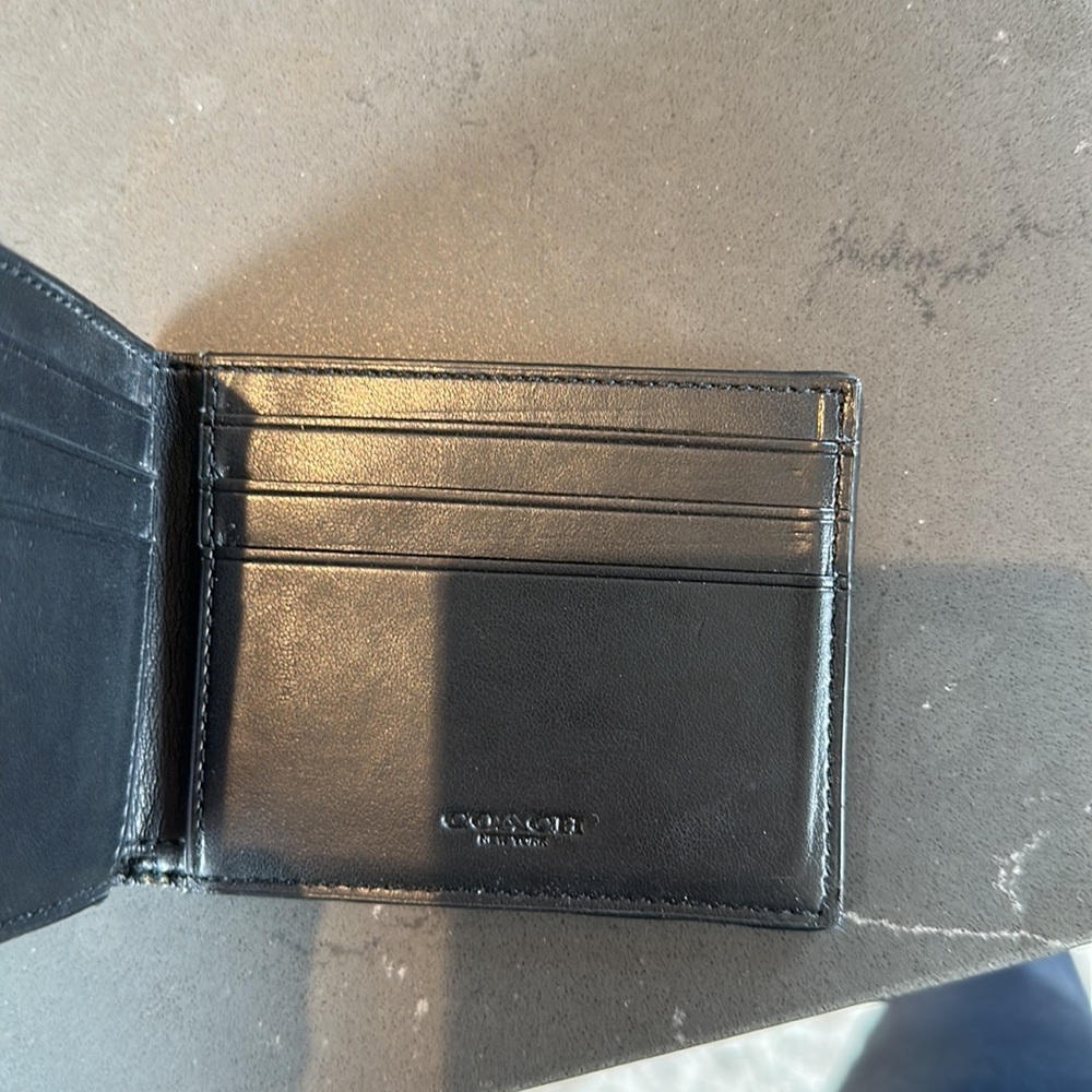 Coach Wallet Blue and Yellow Print - Picture 6 of 10